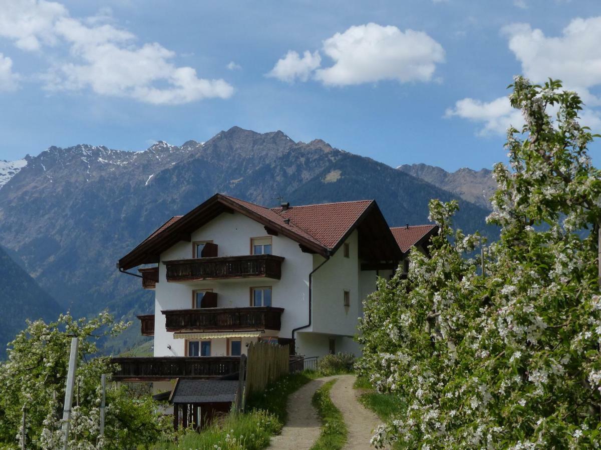 Muehlhaus Hotel Schenna Exterior foto